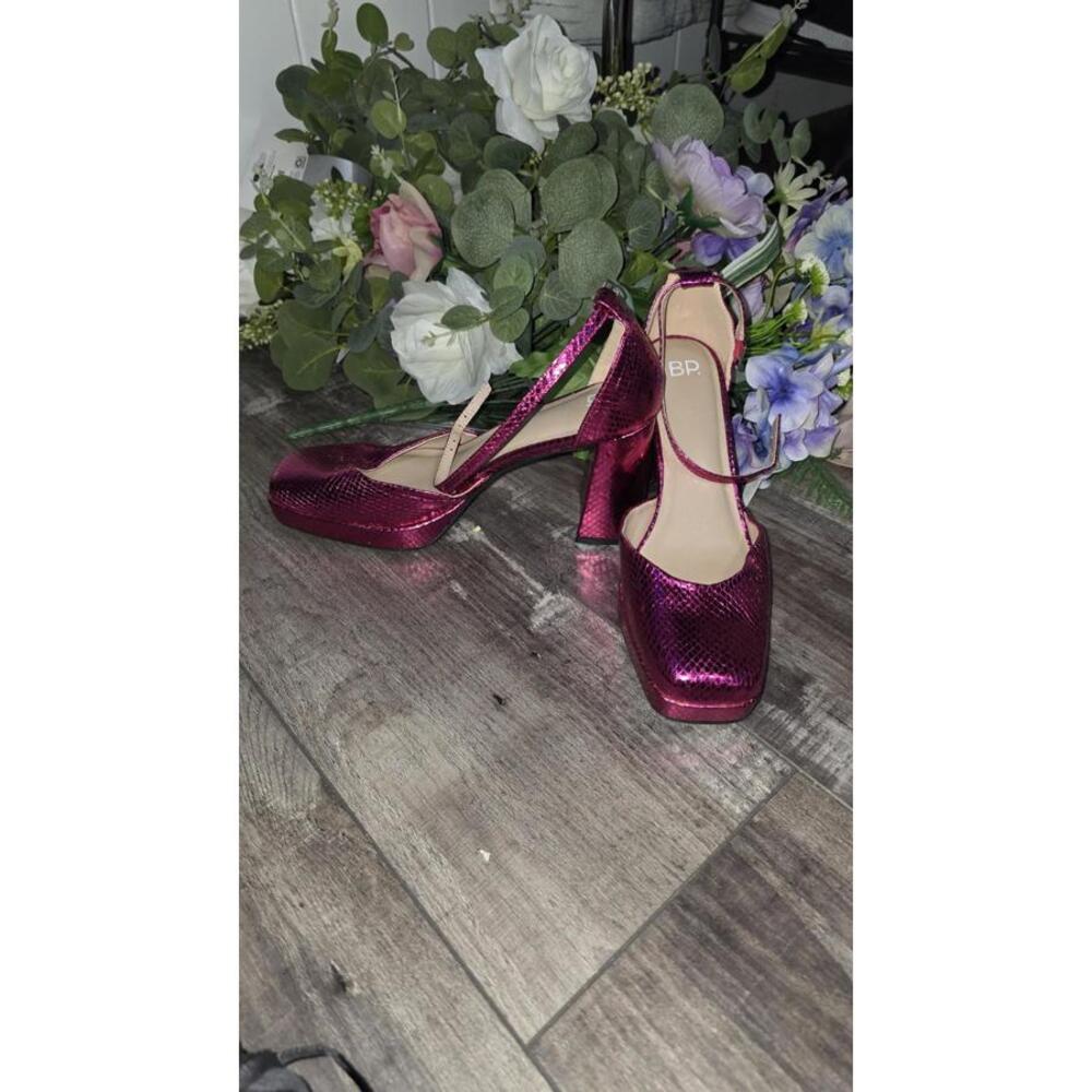 BP.‎ Be Proud Gender Inclusive Fynn Ankle Strap Platform Pump NWOT sz 9W/7M